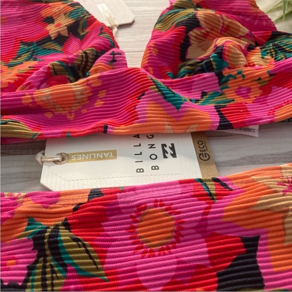 Billabong 🌼 Floral Bikini - Picture 6 of 14